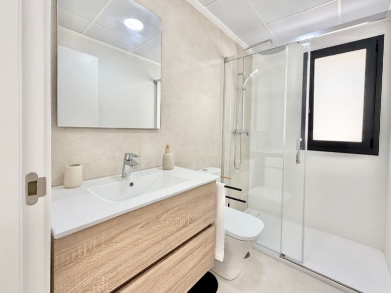 2 sovrum Lägenhet till salu i Cox med pool - 209 000 € (Ref: 9824783)