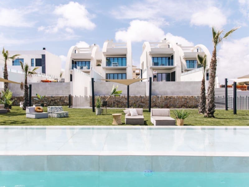 4 soveværelse Lejlighed til salg i Ciudad Quesada med swimmingpool - € 599.000 (Ref: 9839181)