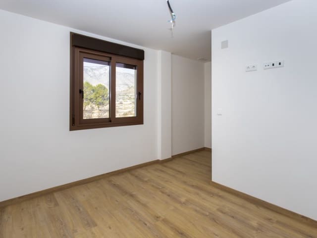 3 soveværelse Lejlighed til salg i La Canalosa, Hondón de las Nieves - € 215.000 (Ref: 9839191)