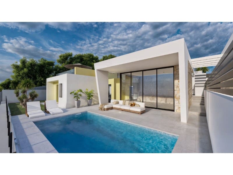 Chalet de 3 habitaciones en Torrevieja en venta - 700.000 € (Ref: 9839192)