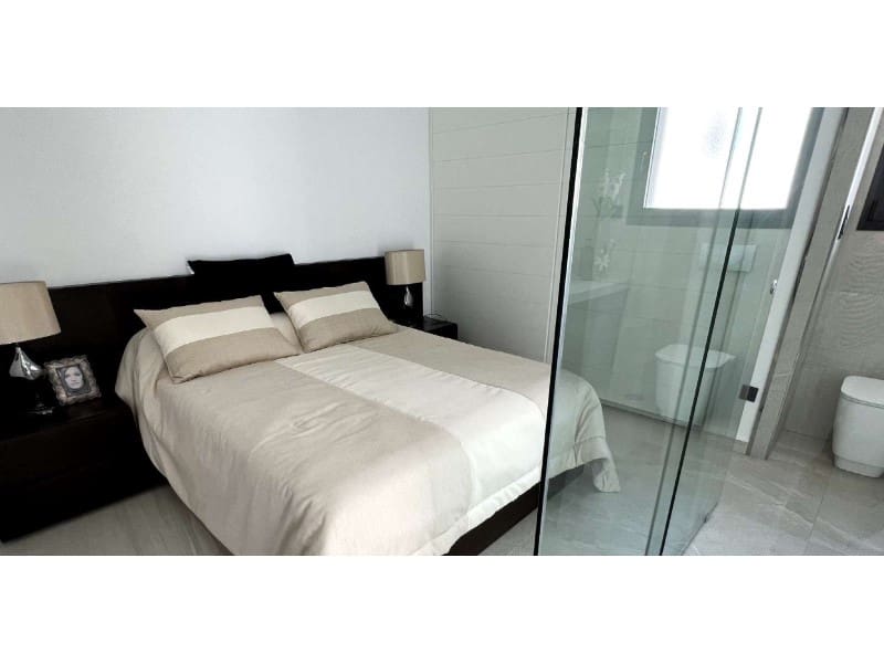 3 bedroom Villa for sale in Ciudad Quesada - € 529,000 (Ref: 9839193)