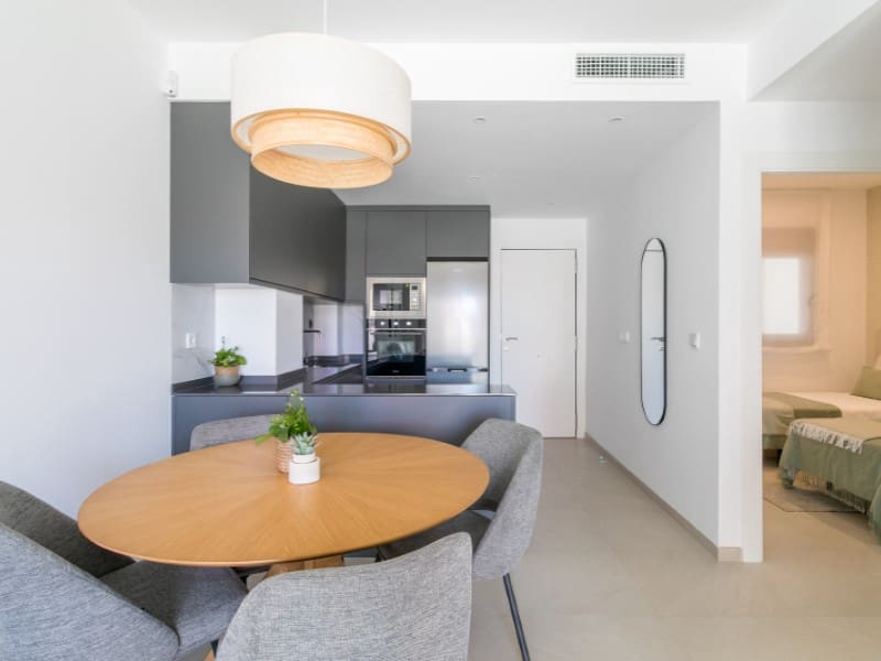 2 soverom Leilighet til salgs i Torrevieja med svømmebasseng - € 310 000 (Ref: 9842723)
