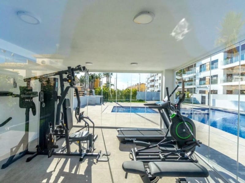 2 quarto Apartamento para venda em Torrevieja com piscina - 274 900 € (Ref: 9842732)