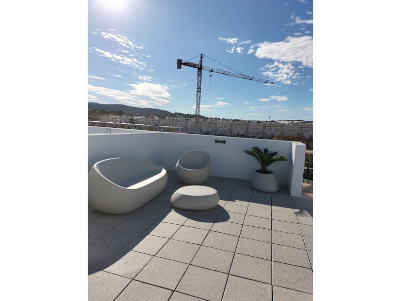 2 bedroom Apartment for sale in Orihuela with pool - € 269,900 (Ref: 9842733)