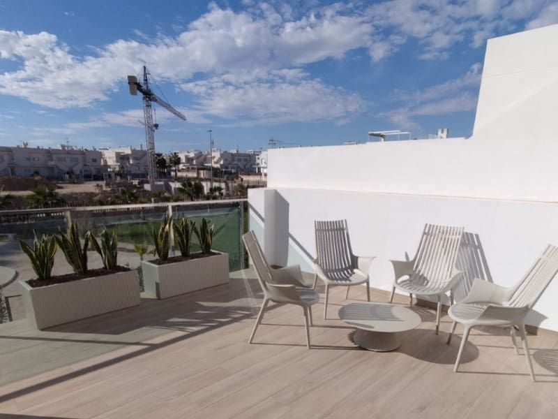 2 bedroom Apartment for sale in Orihuela with pool - € 269,900 (Ref: 9842733)
