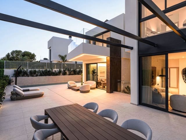 4 soveværelse Villa til salg i La Nucia Pueblo  , La Nucia - € 1.095.000 (Ref: 9842739)