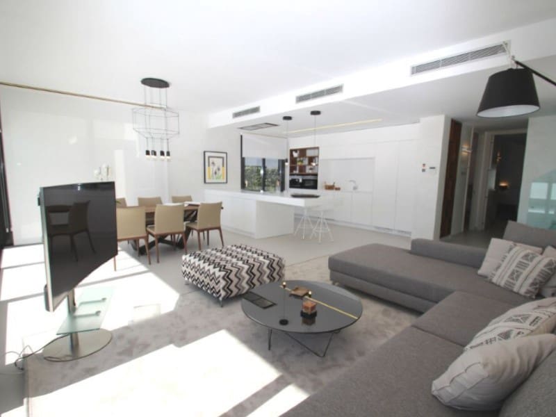3 makuuhuone Huvila myytävänä paikassa San Miguel de Salinas mukana uima-altaan - 630 000 € (Ref: 9842744)