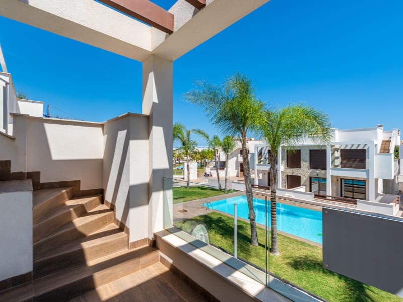 2 soverom Leilighet til salgs i Torrevieja med svømmebasseng - € 295 000 (Ref: 9859690)