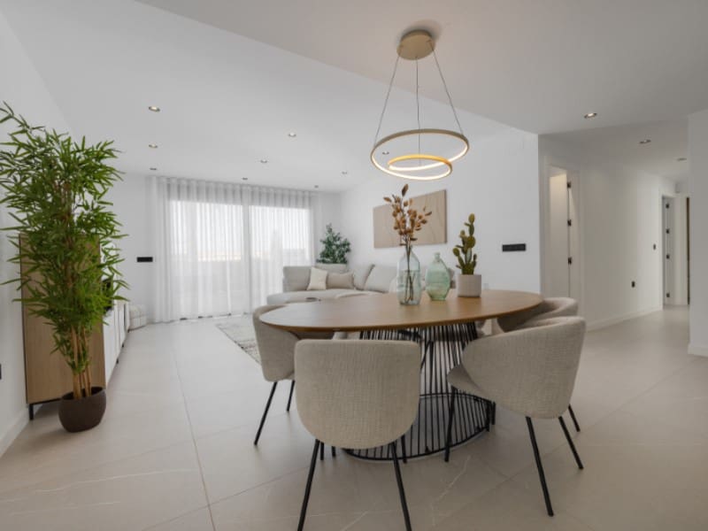 Chalet de 3 habitaciones en Torrevieja en venta - 595.000 € (Ref: 9859696)