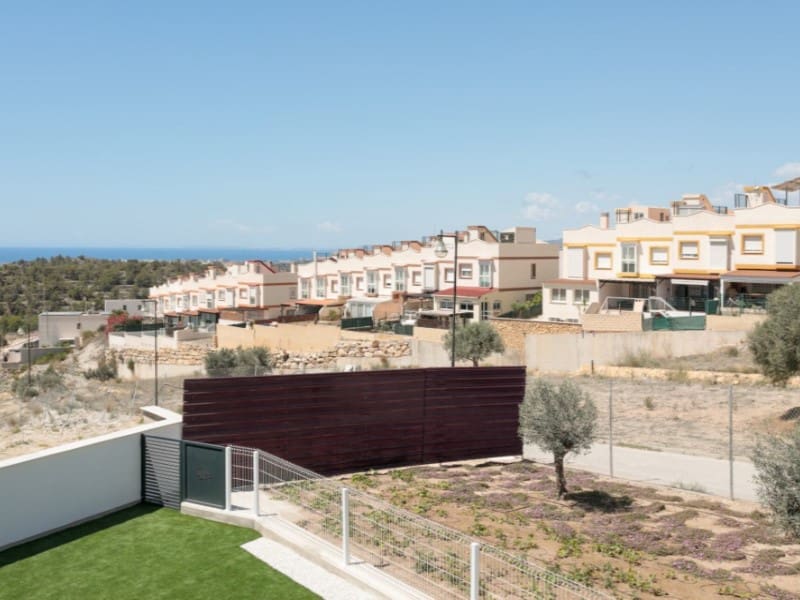 4 sovrum Hus till salu i Finestrat med pool garage - 555 000 € (Ref: 9990378)