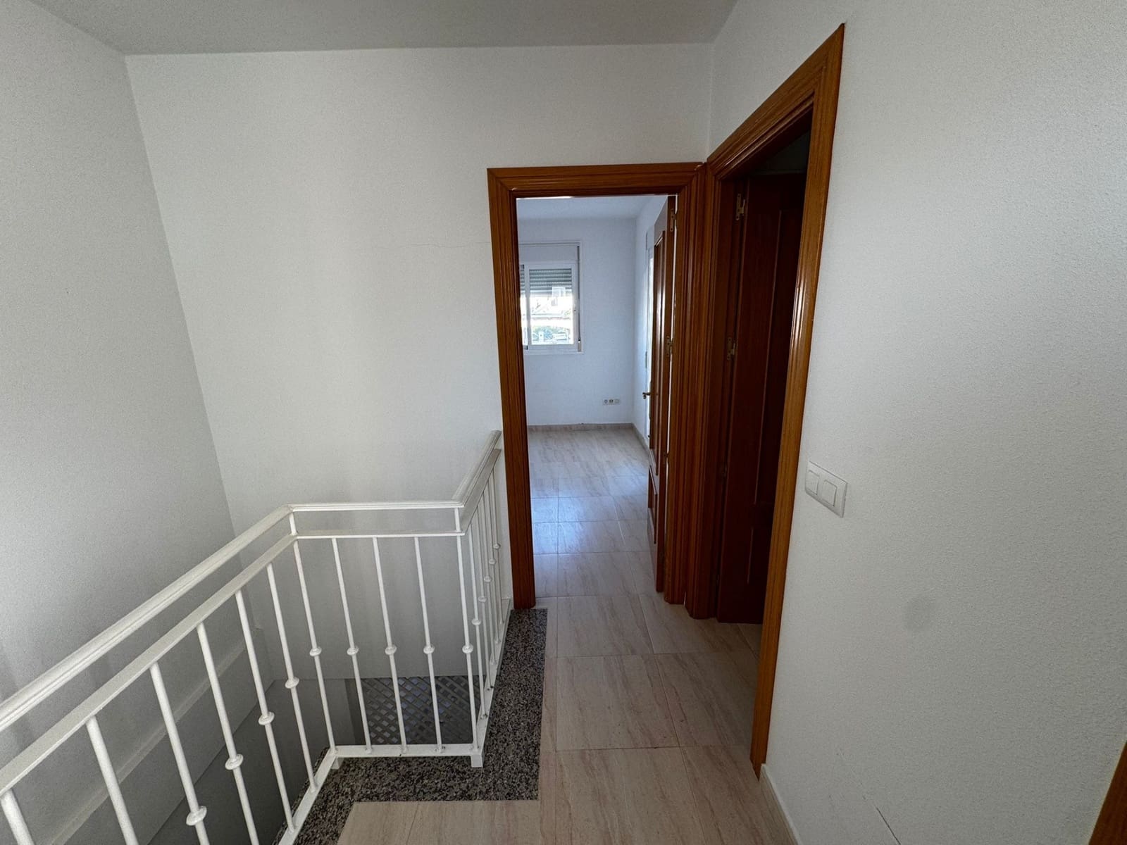 3 bedroom Townhouse for rent in La Alfoquia with pool - € 550 (Ref: 10158407)
