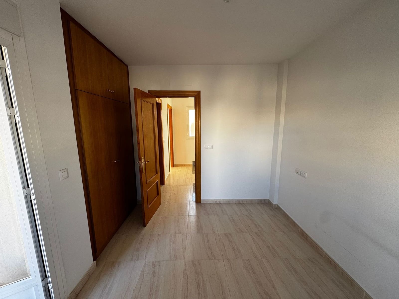 3 bedroom Townhouse for rent in La Alfoquia with pool - € 550 (Ref: 10158407)