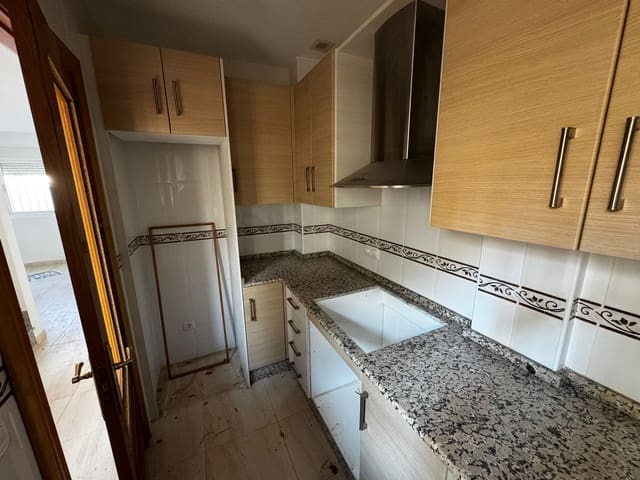 3 bedroom Townhouse for rent in La Alfoquia, Zurgena with pool - € 550 (Ref: 10158407)