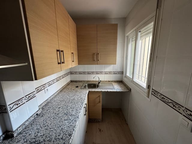 3 bedroom Townhouse for rent in La Alfoquia, Zurgena with pool - € 550 (Ref: 10158407)