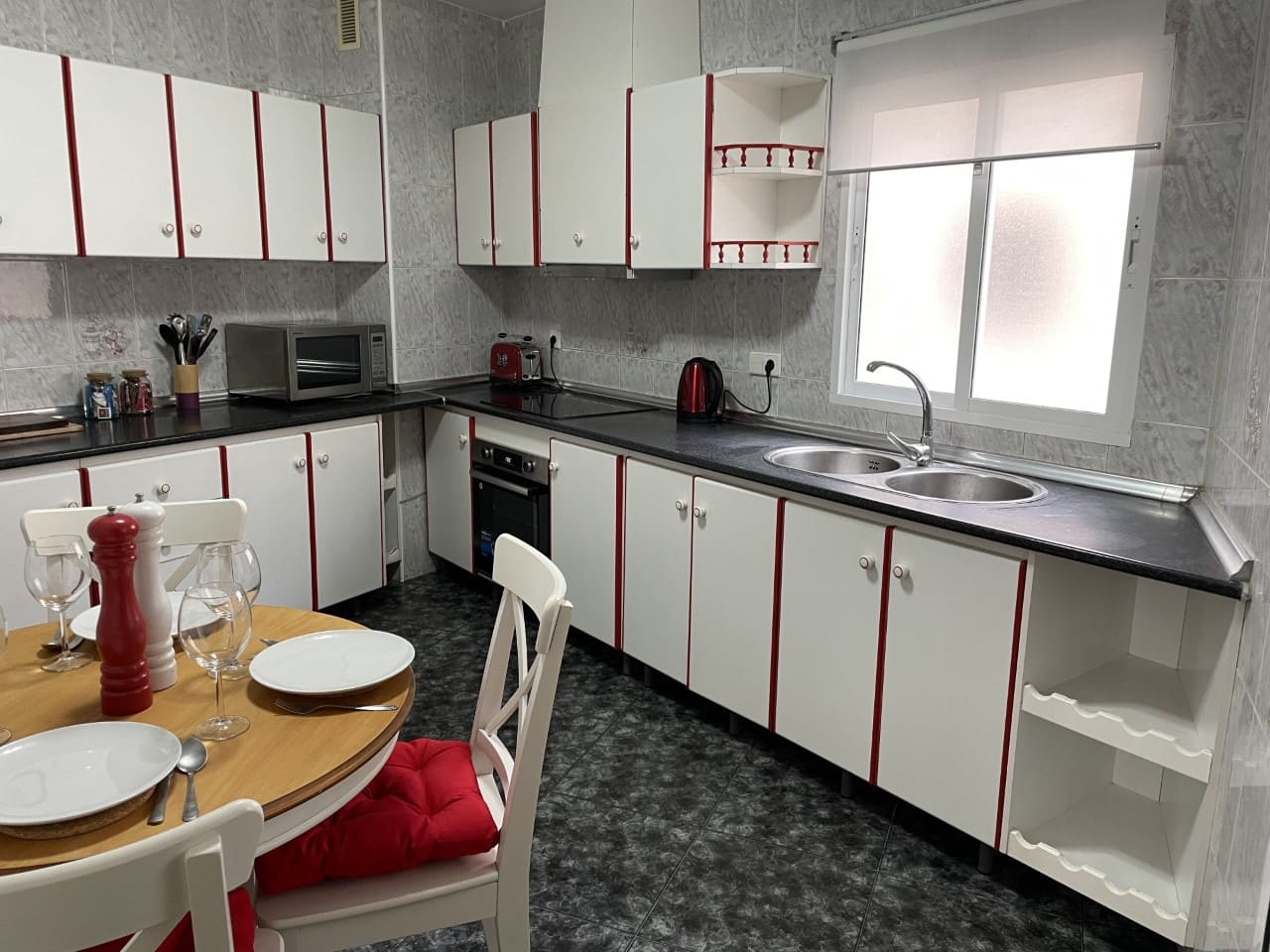 3 quarto Apartamento para arrendar em Olula del Rio - 600 € (Ref: 8653576)