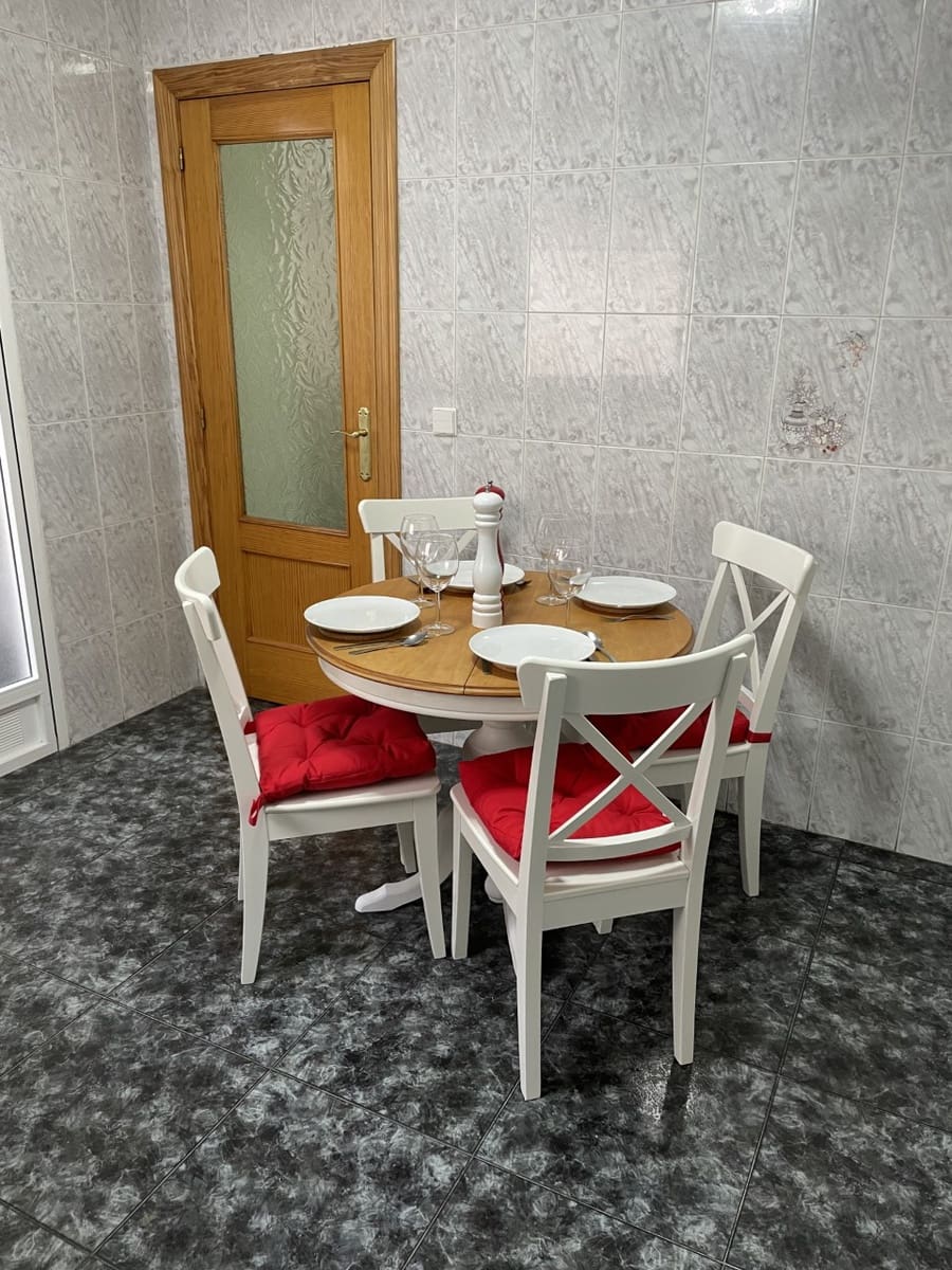 3 quarto Apartamento para arrendar em Olula del Rio - 600 € (Ref: 8653576)