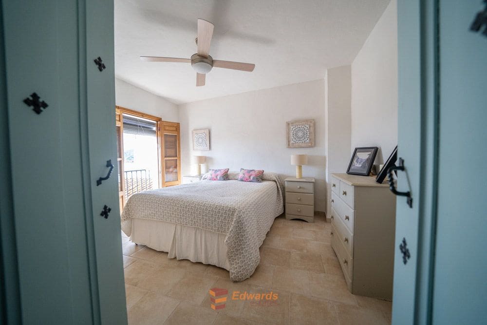 2 bedroom Villa for sale in Frigiliana € 279,000 (Ref 7917975)