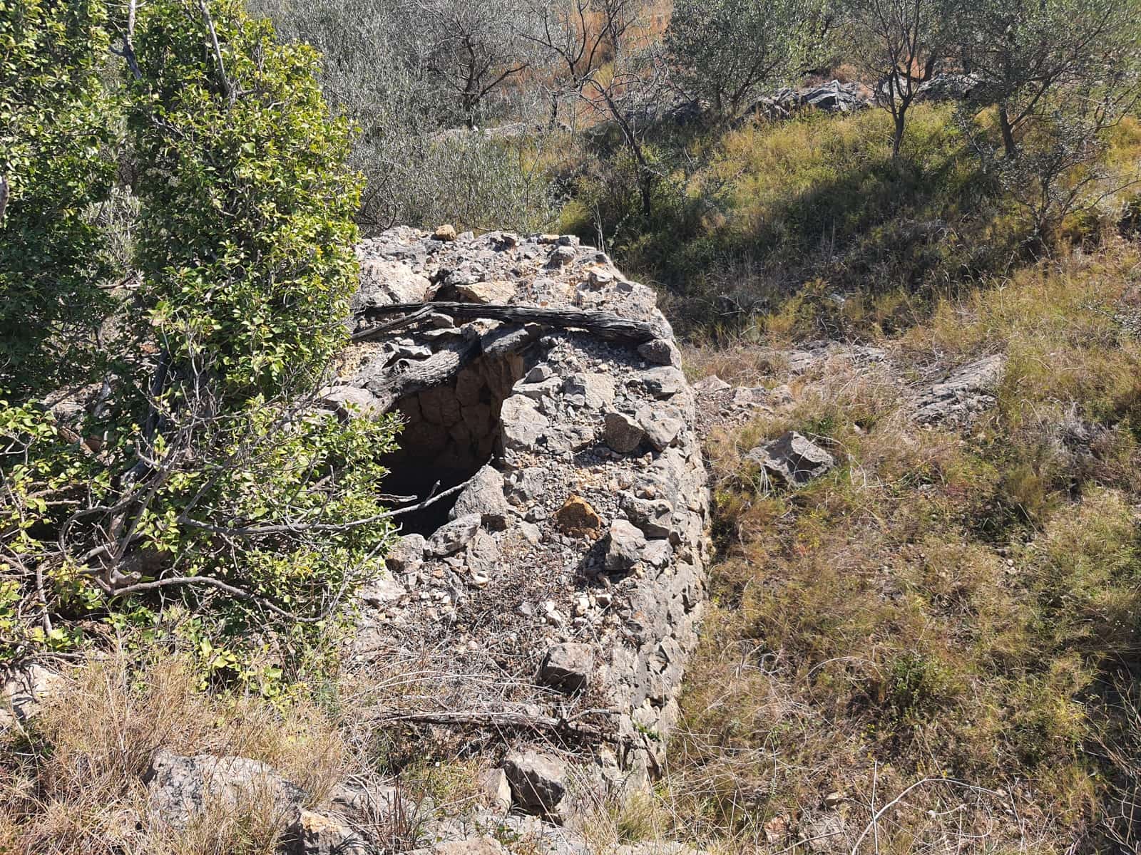 3 bedroom Finca/Country House for sale in San Rafael del Rio / Sant Rafael del Riu - € 31,000 (Ref: 7325440)