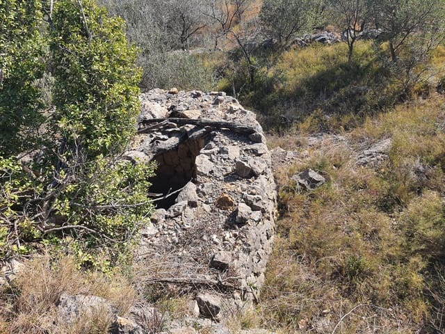 3 bedroom Finca/Country House for sale in San Rafael del Rio / Sant Rafael del Riu - € 31,000 (Ref: 7325440)