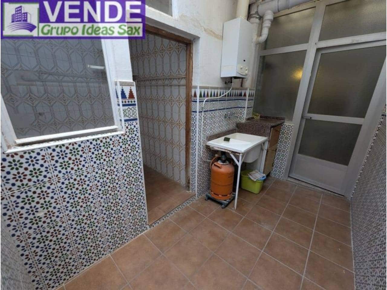 Piso de 3 habitaciones en Sax en venta - 79.900 € (Ref: 10021623)
