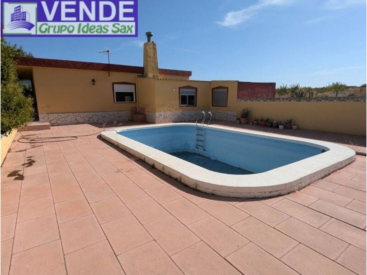 3 slaapkamer Finca/Landhuis te koop in Sax met zwembad garage - € 197.000 (Ref: 10054526)