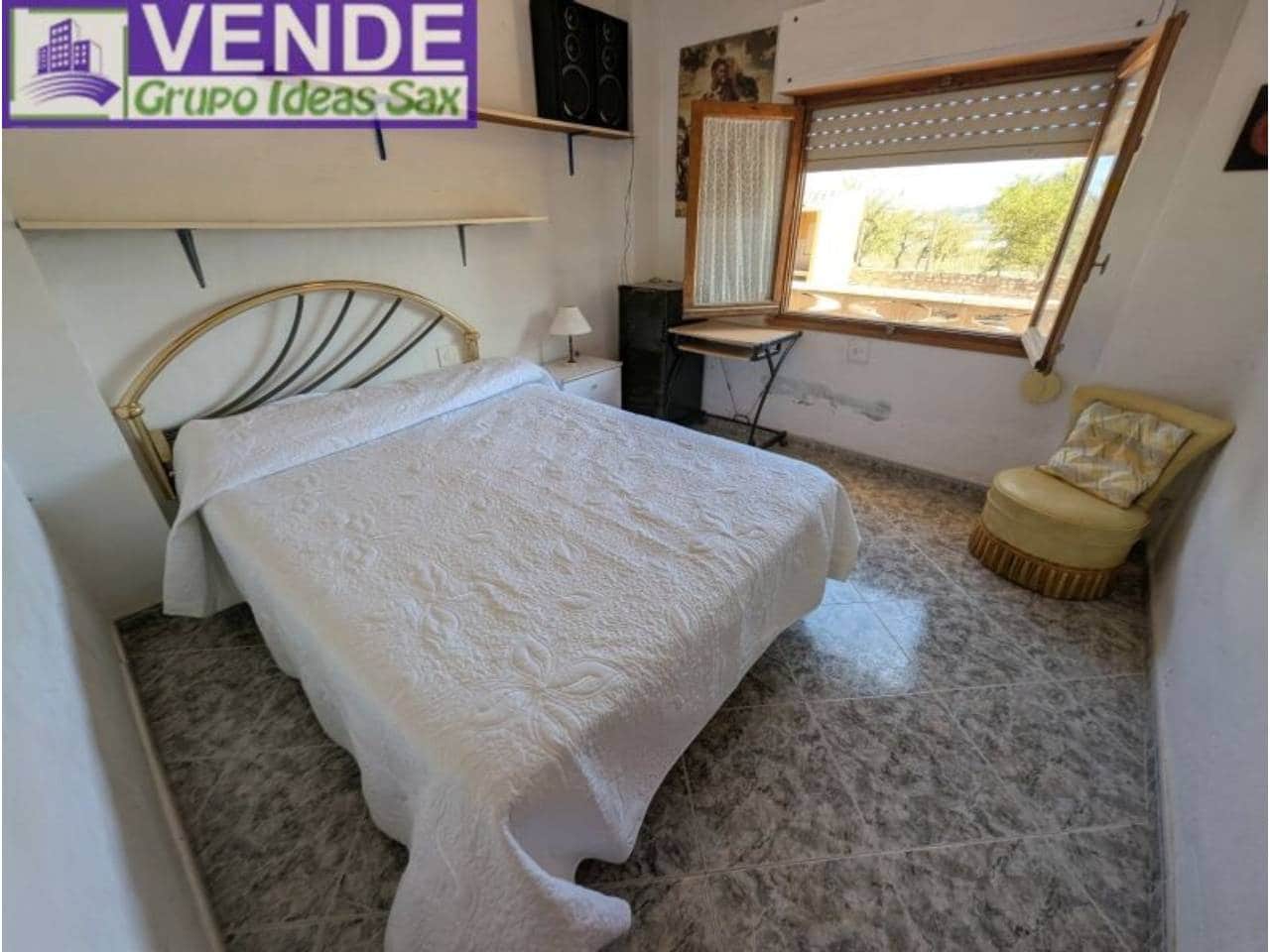 3 slaapkamer Finca/Landhuis te koop in Sax met zwembad garage - € 197.000 (Ref: 10054526)