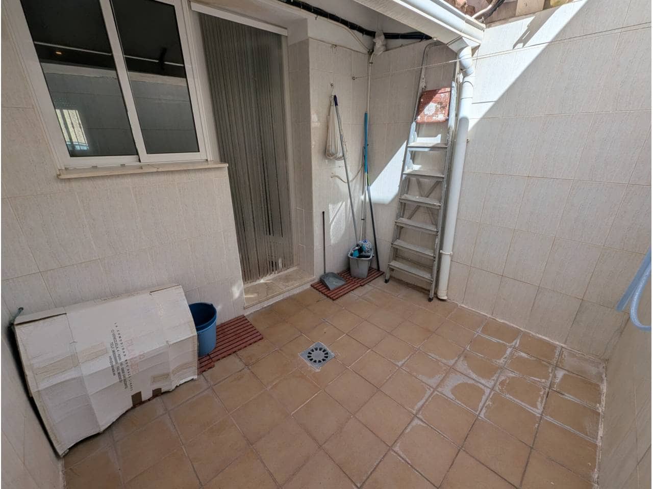 4 chambre Maison de Ville à vendre à Sax avec garage - 167 000 € (Ref: 10168037)