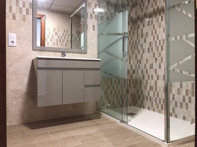 5 makuuhuone Asunto myytävänä paikassa Sax mukana 
autotalli - 159 200 € (Ref: 2177762)