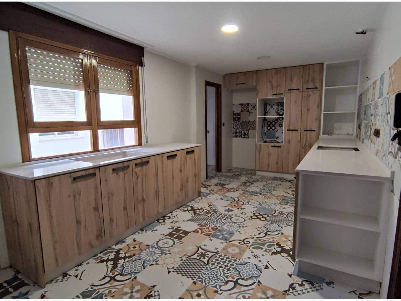 5 soverom Leilighet til salgs i Sax med garasje - € 159 200 (Ref: 2177762)