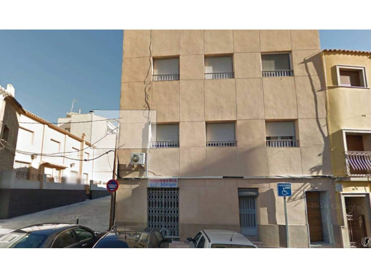 Hus til salgs i Sax - € 240 000 (Ref: 3084529)