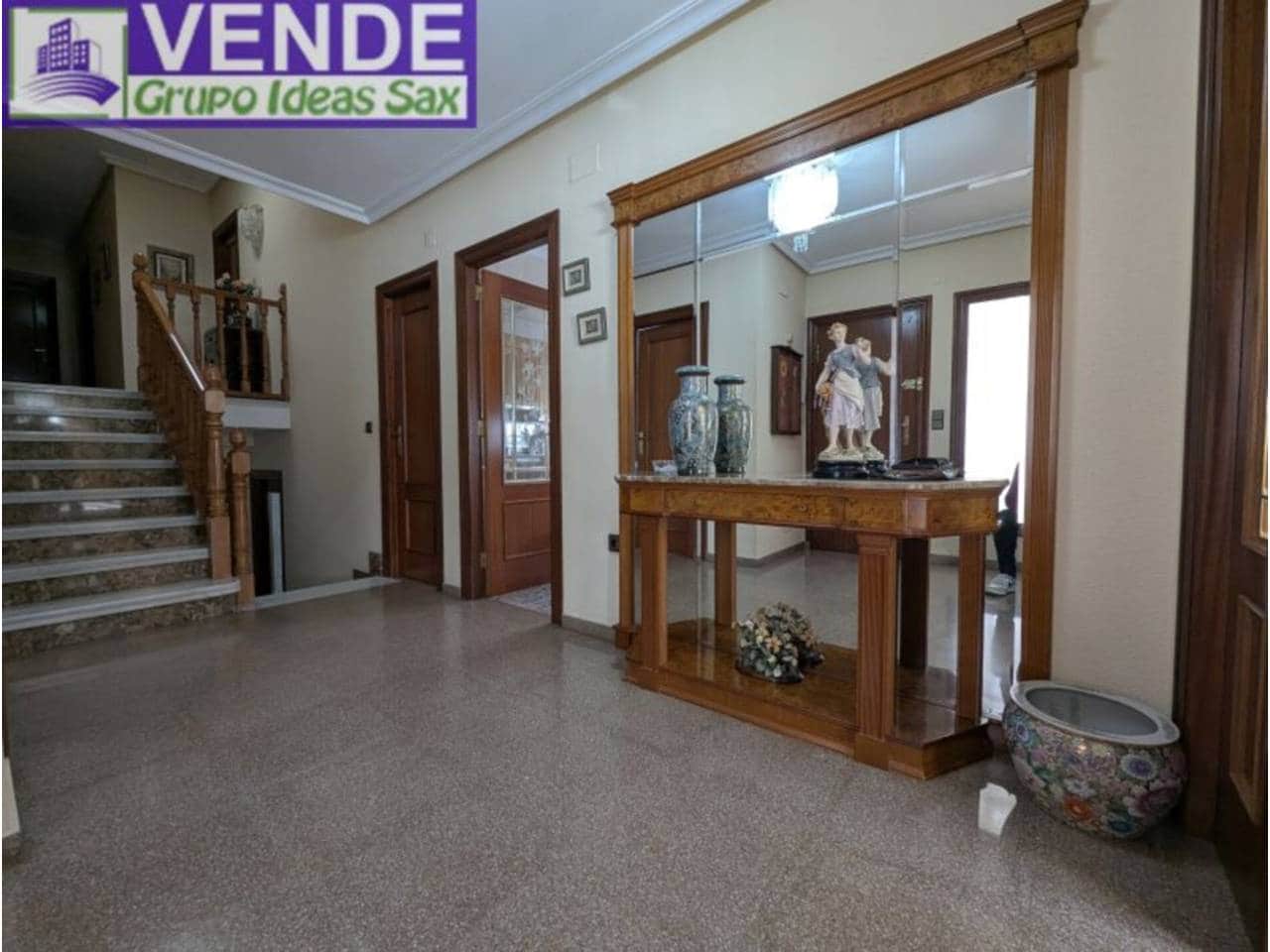5 chambre Villa/Maison Mitoyenne à vendre à Sax - 450 000 € (Ref: 3297195)