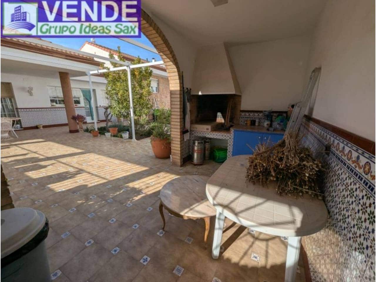 5 chambre Villa/Maison Mitoyenne à vendre à Sax - 450 000 € (Ref: 3297195)