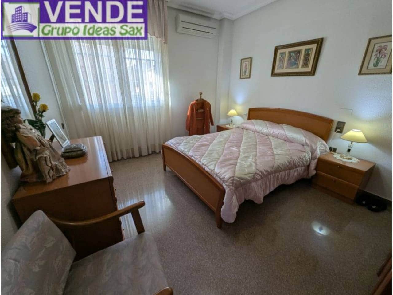 5 chambre Villa/Maison Mitoyenne à vendre à Sax - 450 000 € (Ref: 3297195)