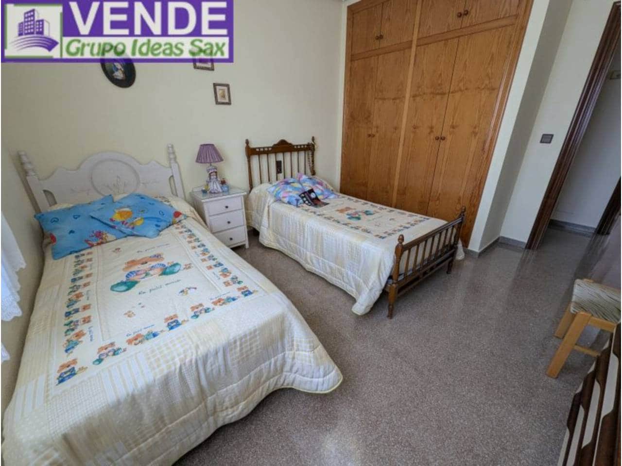 5 chambre Villa/Maison Mitoyenne à vendre à Sax - 450 000 € (Ref: 3297195)