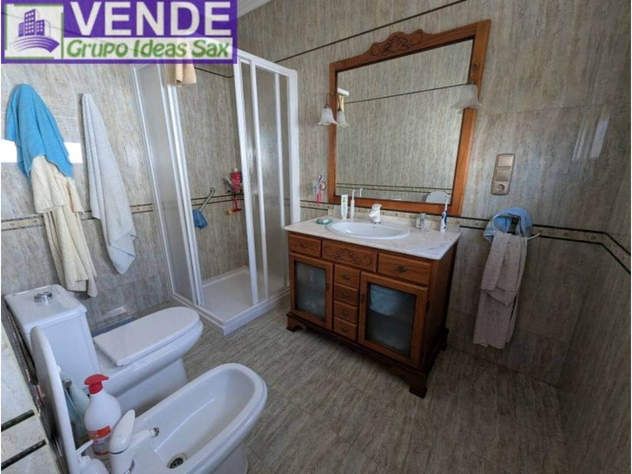 5 chambre Villa/Maison Mitoyenne à vendre à Sax - 450 000 € (Ref: 3297195)