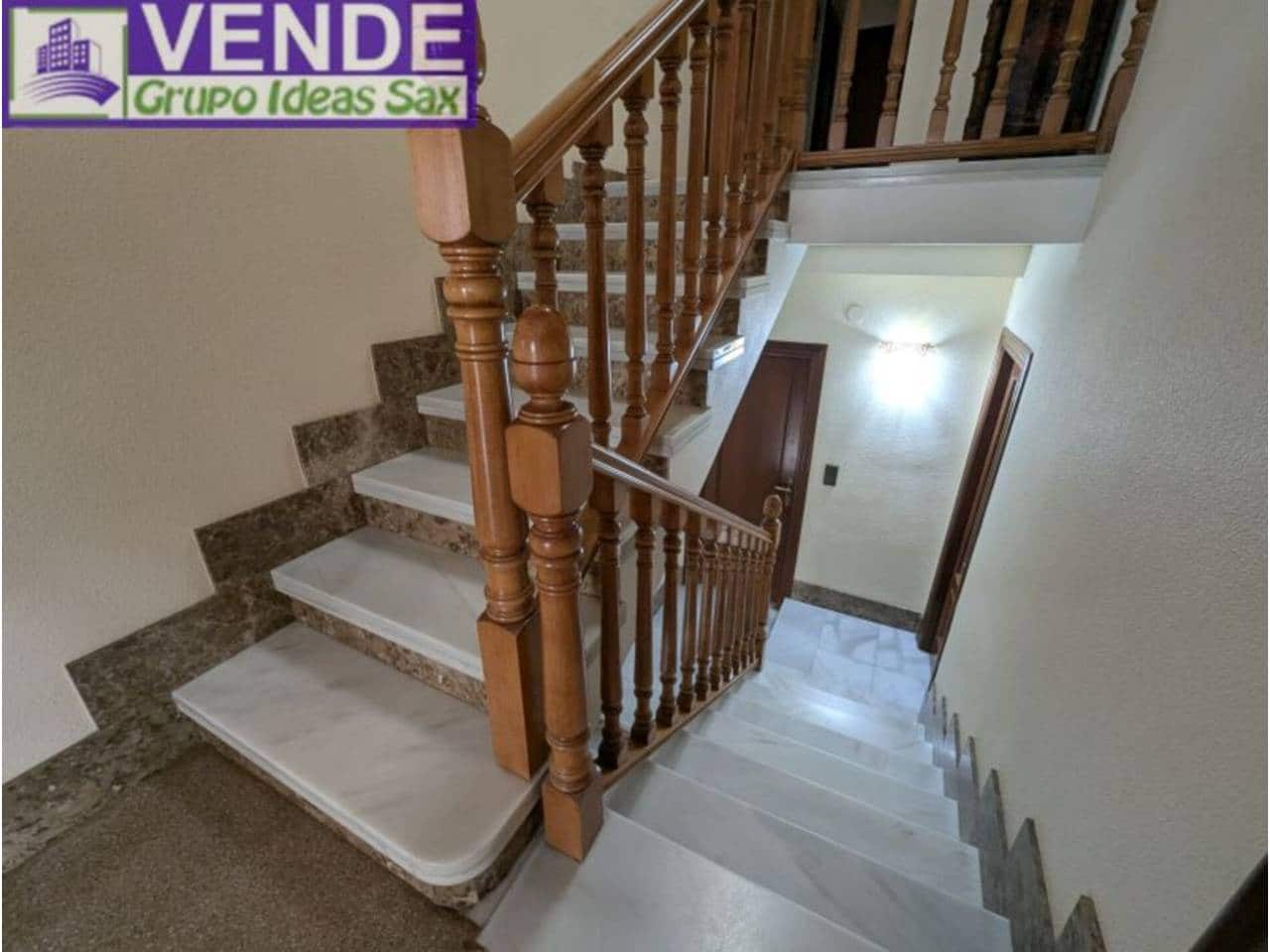 5 chambre Villa/Maison Mitoyenne à vendre à Sax - 450 000 € (Ref: 3297195)