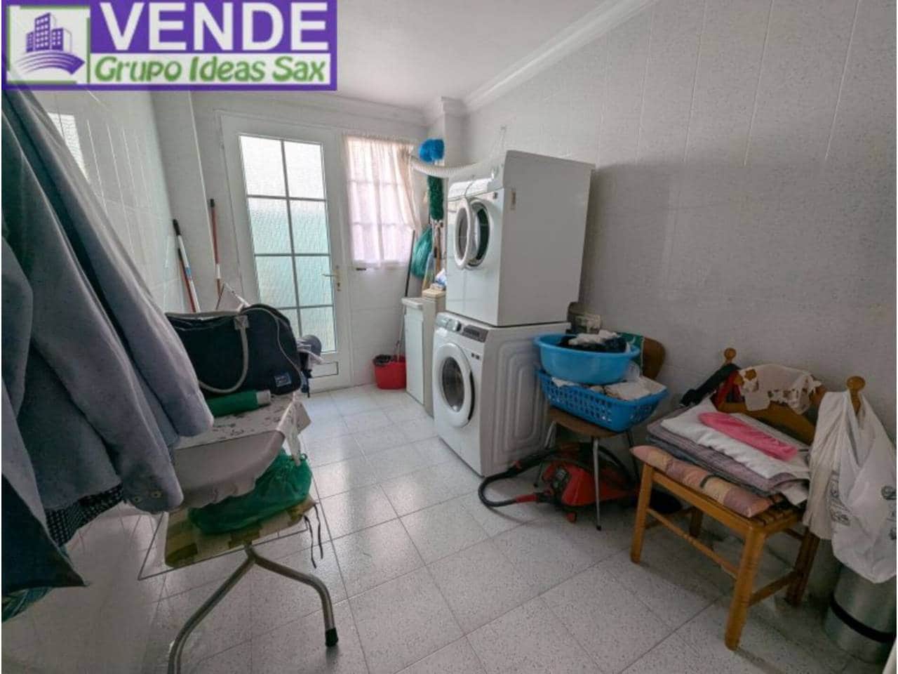 5 chambre Villa/Maison Mitoyenne à vendre à Sax - 450 000 € (Ref: 3297195)