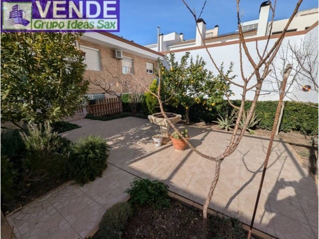 5 chambre Villa/Maison Mitoyenne à vendre à Sax - 450 000 € (Ref: 3297195)