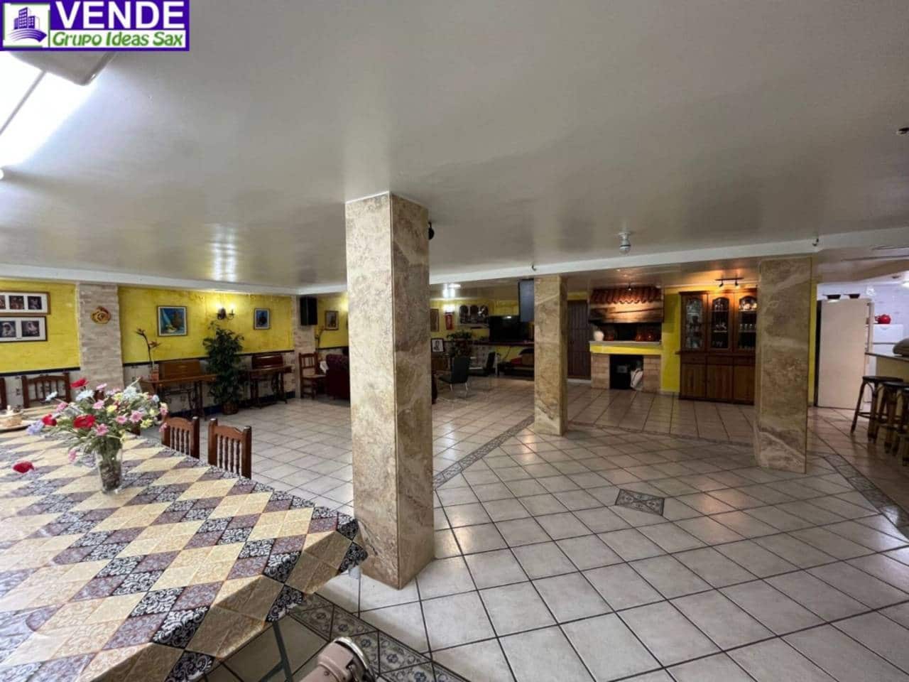 4 quarto Moradia para venda em Sax com piscina garagem - 415 000 € (Ref: 4038977)