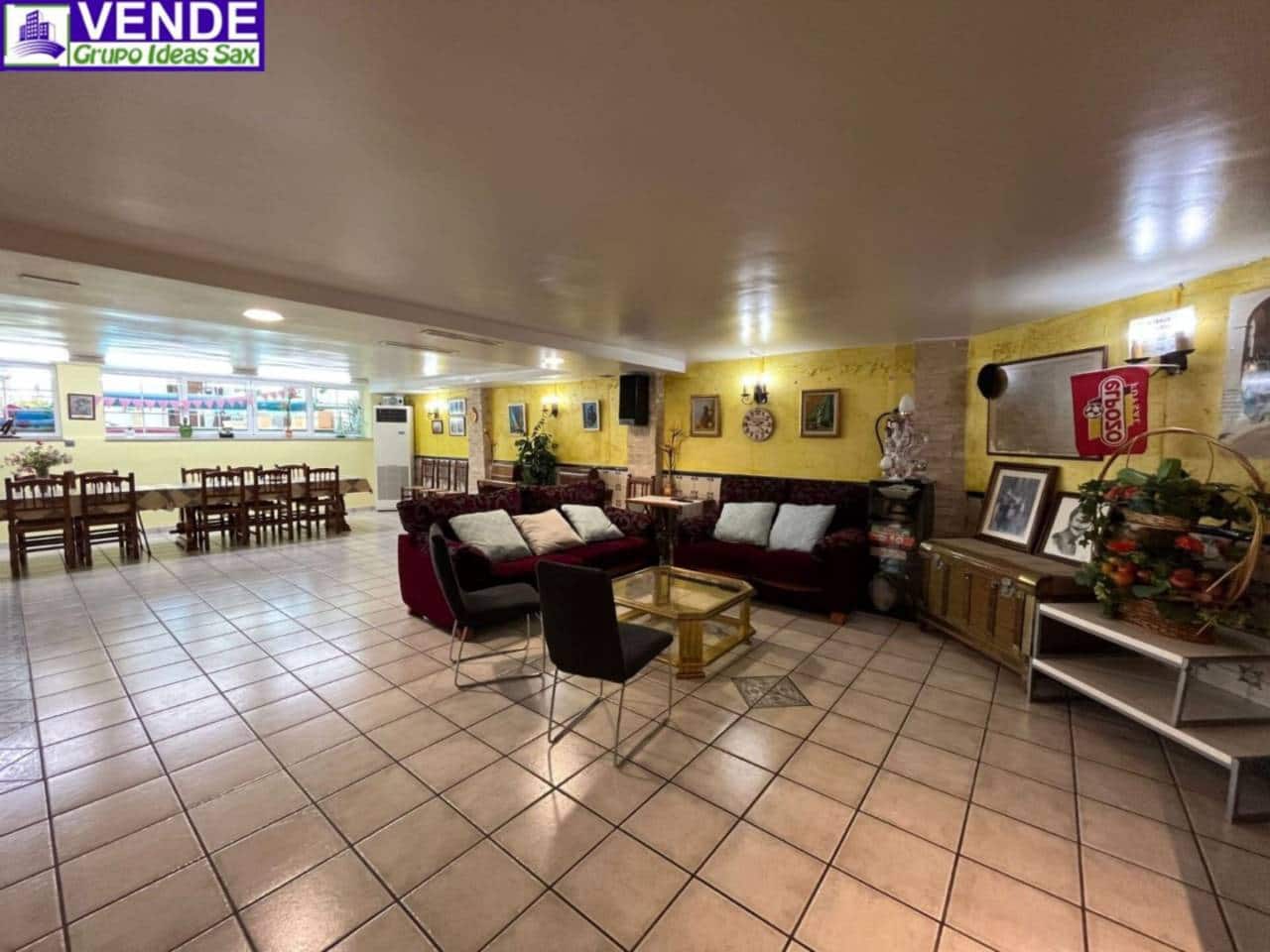 4 quarto Moradia para venda em Sax com piscina garagem - 415 000 € (Ref: 4038977)