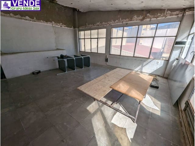 Erhverv til salg i Sax - € 136.500 (Ref: 5904951)