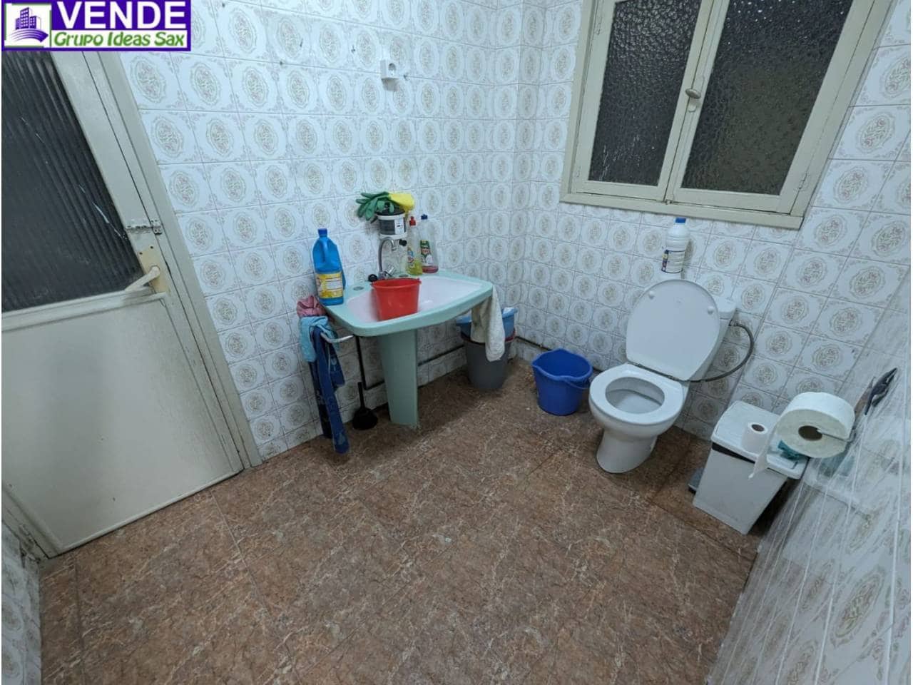 Kommersiell till salu i Sax - 136 500 € (Ref: 5904951)