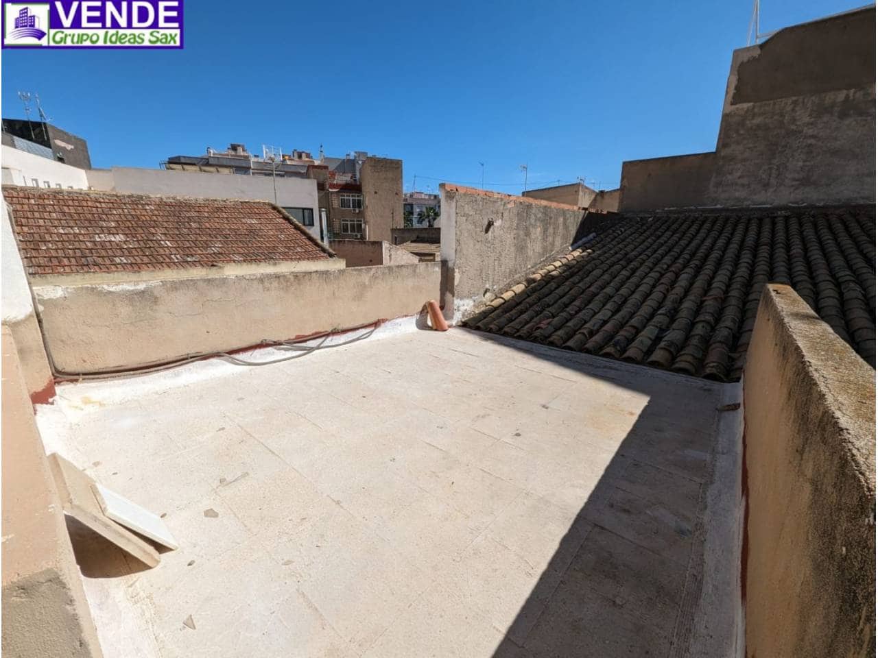 Kommersiell till salu i Sax - 136 500 € (Ref: 5904951)