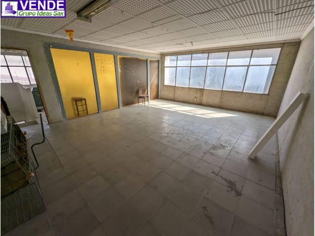 Erhverv til salg i Sax - € 136.500 (Ref: 5904951)