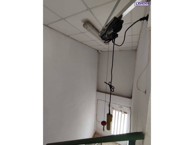 Yritys myytävänä paikassa Elda - 78 600 € (Ref: 6753687)