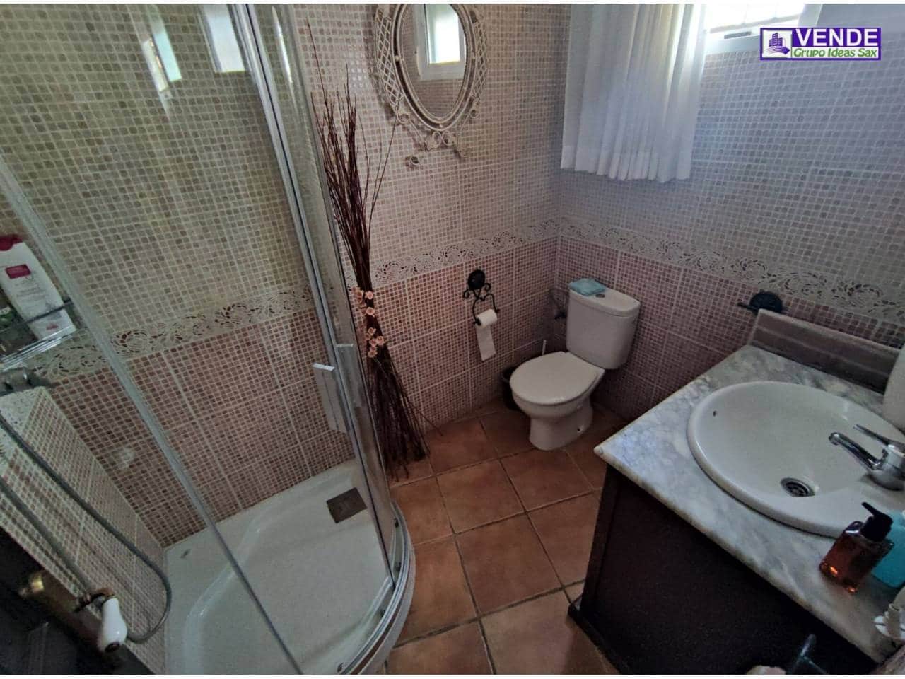 5 sypialnia Willa na sprzedaż w Sax z garażem - 449 000 € (Ref: 7071017)