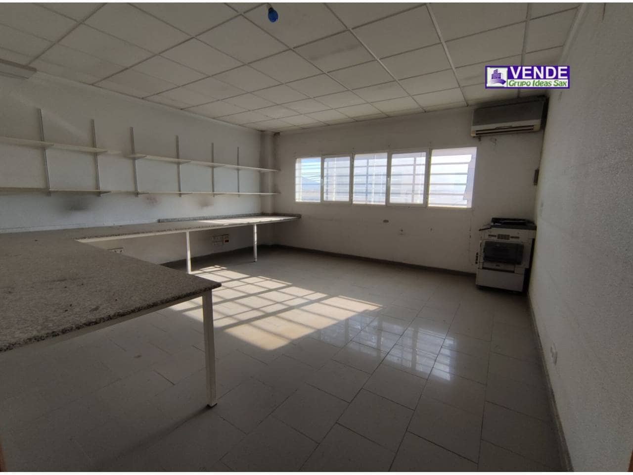 Virksomhed til salg i Elda - € 150.000 (Ref: 7344277)