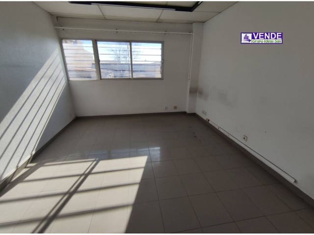 Yritys myytävänä paikassa Elda - 150 000 € (Ref: 7344277)