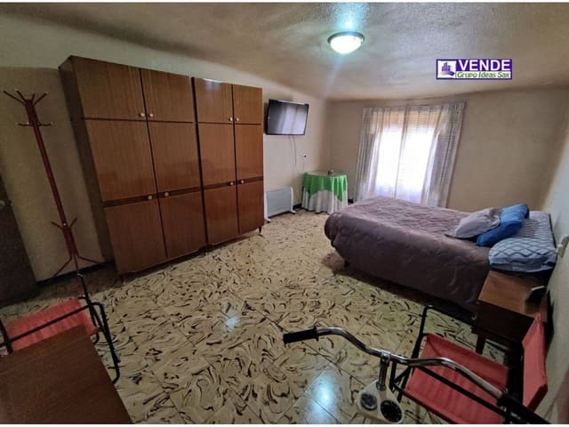 6 soverom Hus til salgs i Sax - € 73 600 (Ref: 7465030)