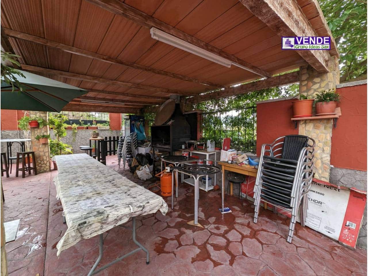 8 bedroom Finca/Country House for sale in Sax with garage - € 219,995 (Ref: 7561591)